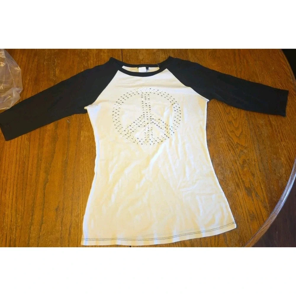 Rue 21 Y2K Grunge t shirt 3/4 Sleeve Rhinestone Peace Shirt Size Large USA Made - Picture 1 of 6